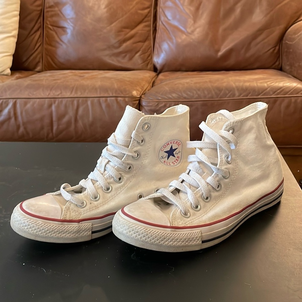 White High Top Converse Chuck Taylor
